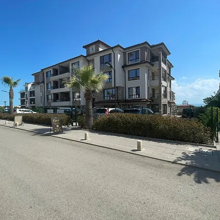 Velaria Premium Sea View Apartment *